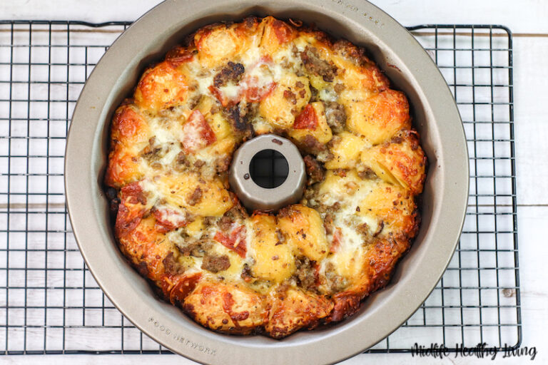 Easy Biscuit Pull Apart Pizza Bread Recipe