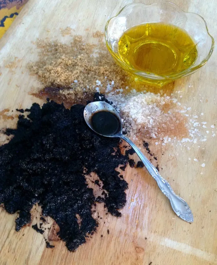Coffee Sugar Scrub that is easy to make at home. #DIY