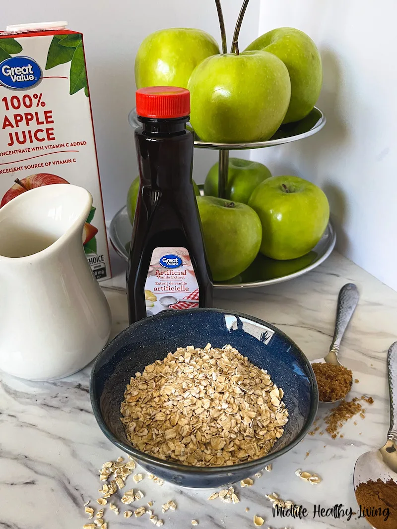 ingredients for apple pie smoothie