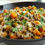 This ground turkey sweet potato skillet recipe is simple, easy, delicious, and Weight Watchers friendly! Each serving is only 10 smart points.