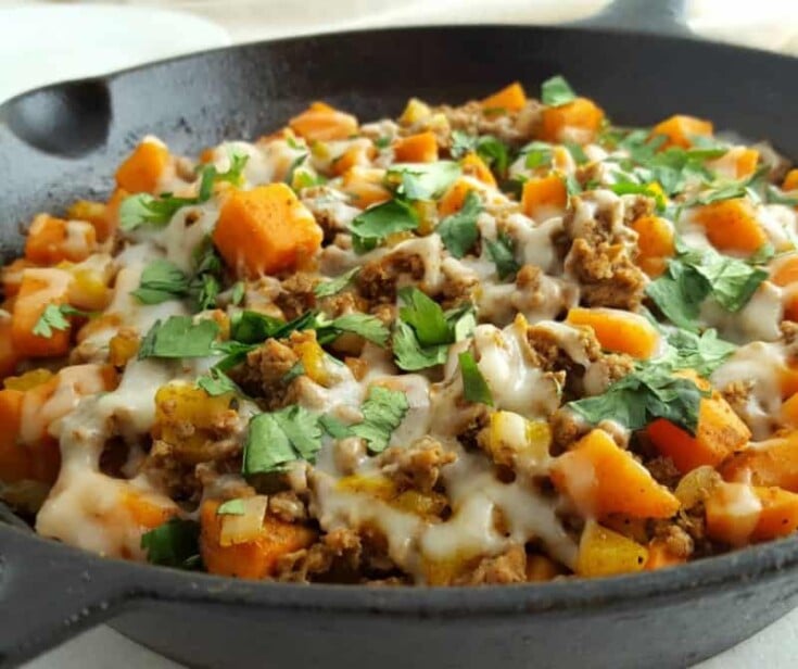 This ground turkey sweet potato skillet recipe is simple, easy, delicious, and Weight Watchers friendly! Each serving is only 10 smart points.