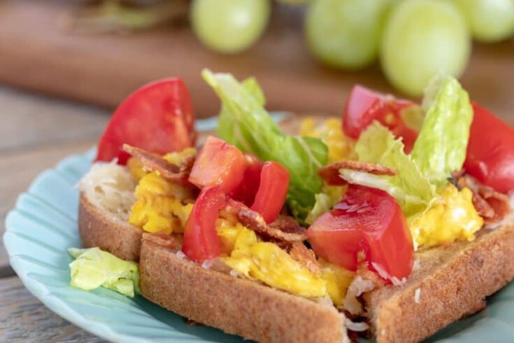 Weight Watchers BLT Toast is a great twist on the breakfast many of us eat: just eggs and toast.There is only 3 Weight Watchers Freestyle Smart Points in each serving!