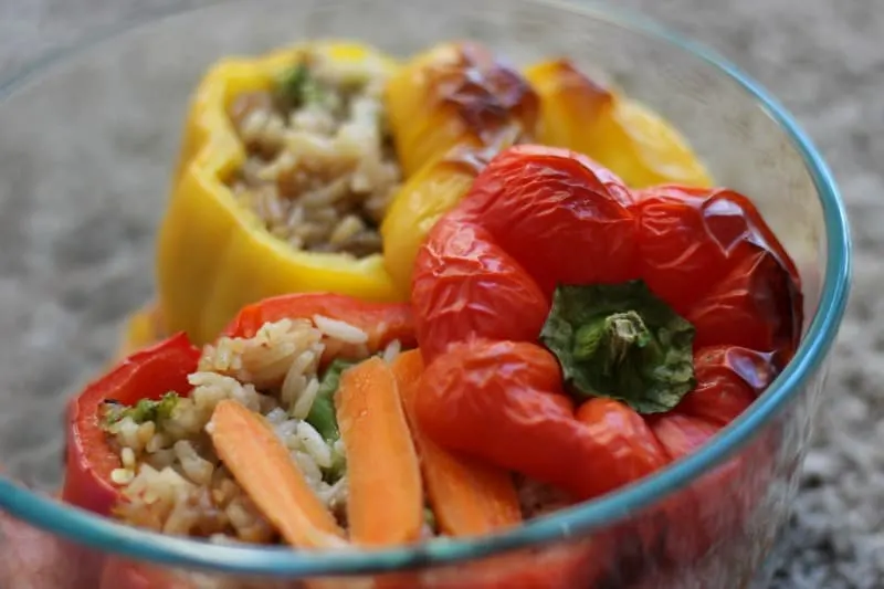 Easy Weight Watchers Friendly Beef and Broccoli Stuffed Peppers 