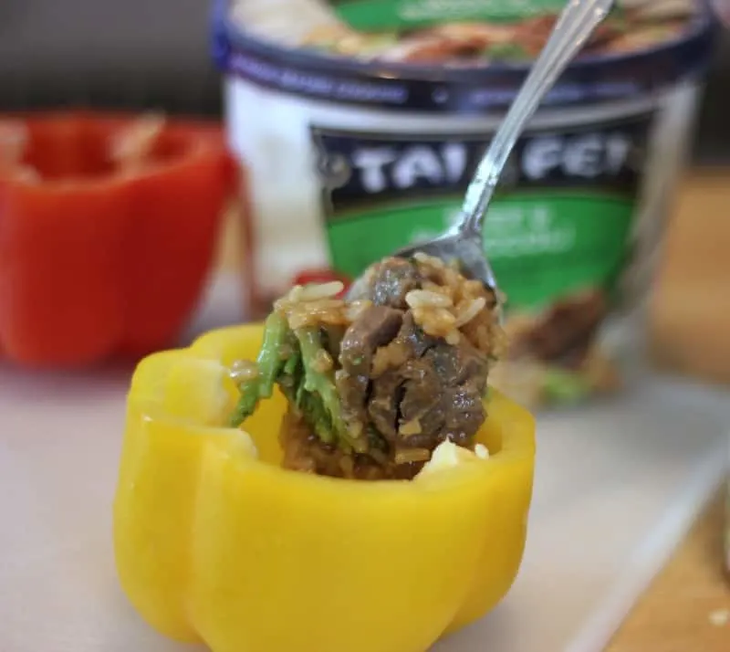 Easy Weight Watchers Friendly Beef and Broccoli Stuffed Peppers 