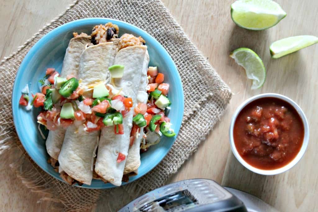 Instant Pot Chicken and Black Bean Taquitos