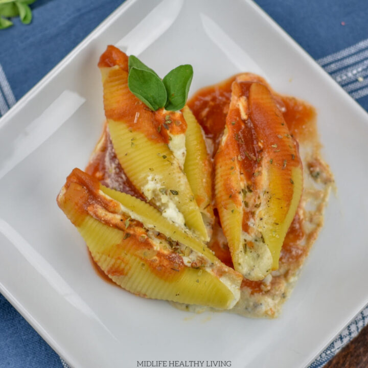 Stuffed shells are a classic Italian dish, comfort food at its best! This is a Weight Watchers stuffed shells recipe that's lighter but still very indulgent and perfect for family dinner! 