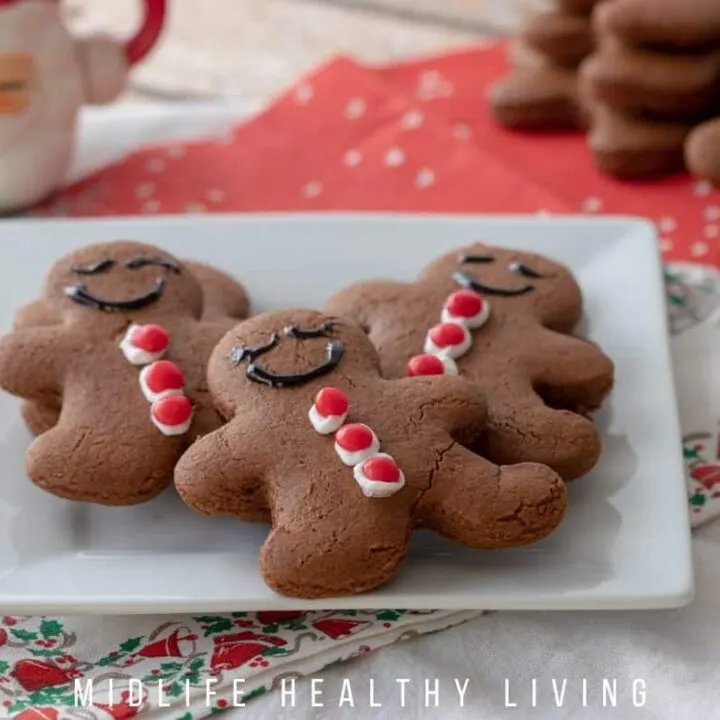feature image showing finished gingerbread men cookies