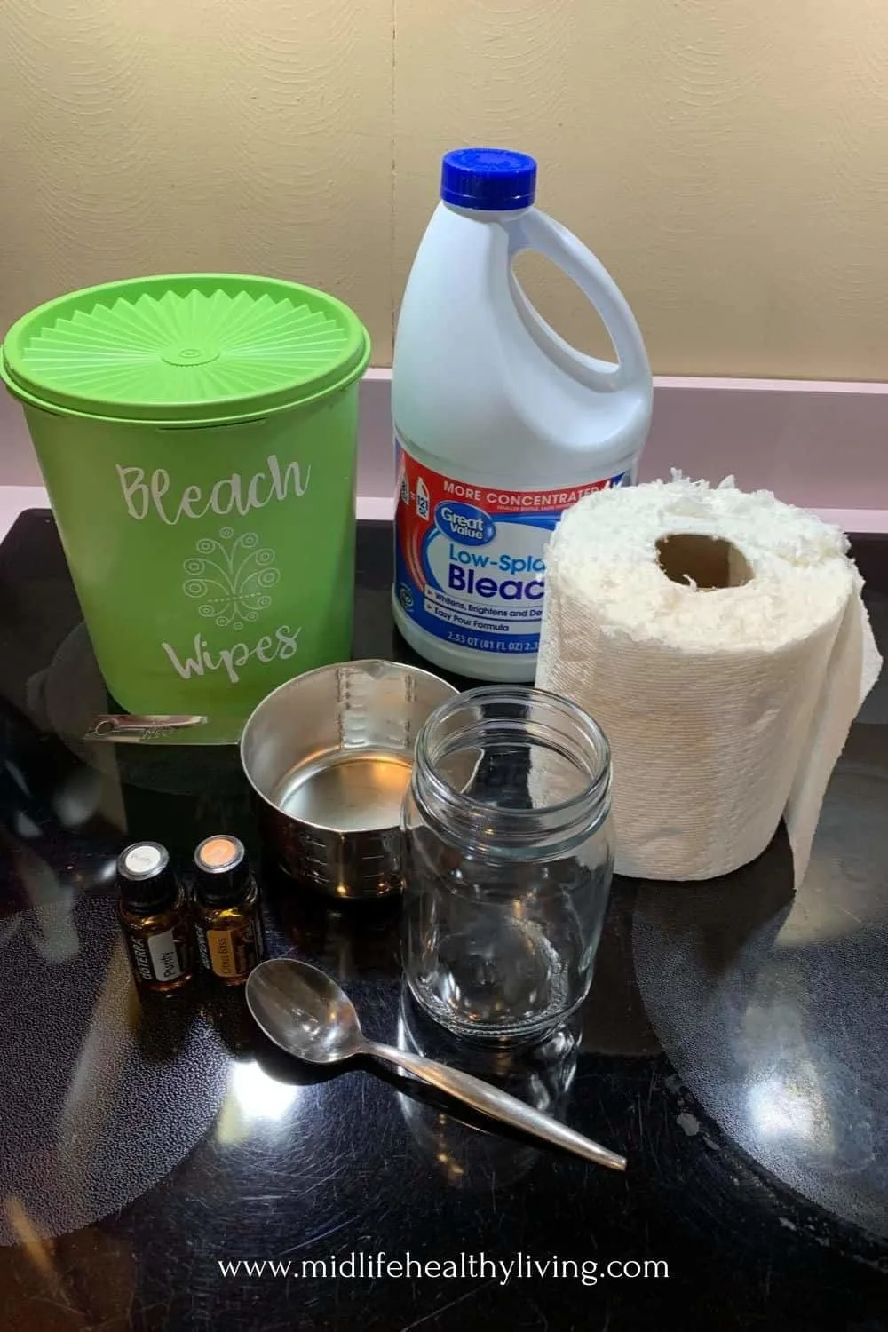 All the ingredients needed to make wipes for cleaning. 
