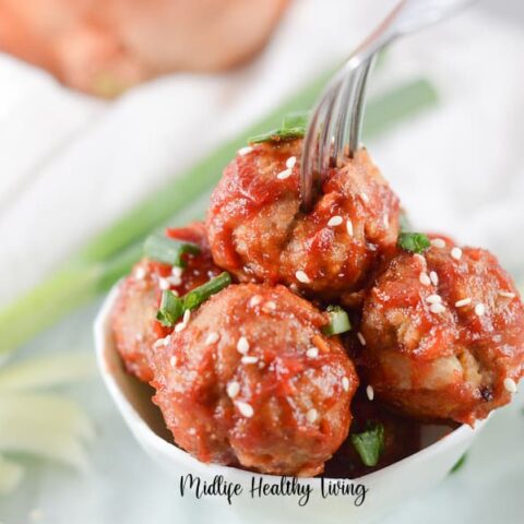 Featured image showing the finished glazed weight watchers meatballs recipe.