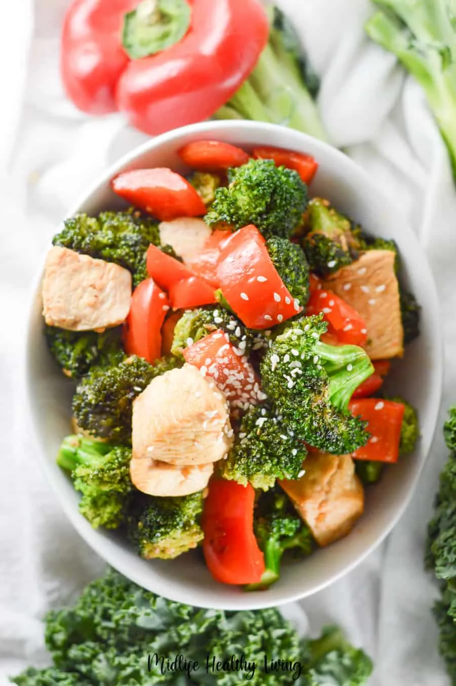 A top down view of the finished chicken stir fry recipe.