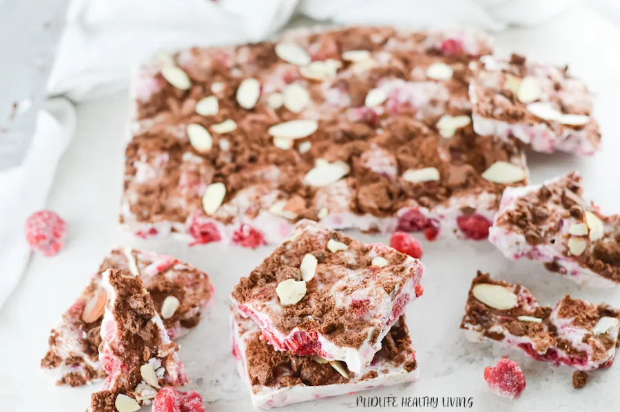 Featured image showing the finished weight watchers frozen yogurt bark ready to be eaten or shared.