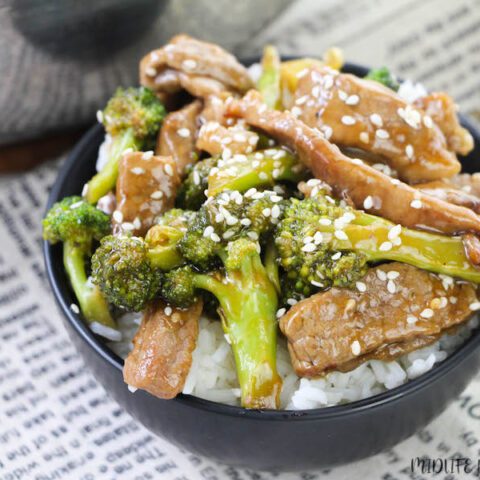 Featured image showing the finished beef and broccoli for weight watchers ready to eat.