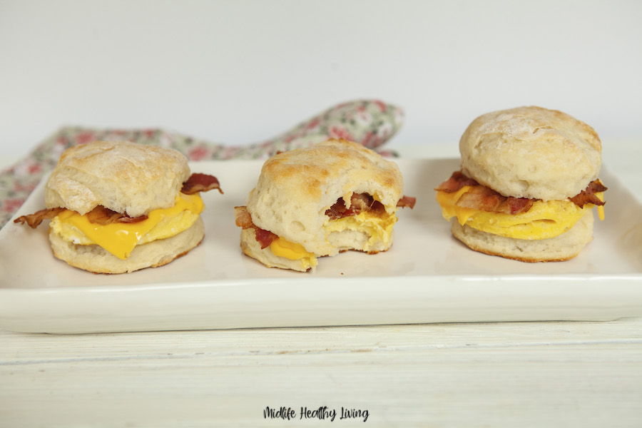 Featured image showing the finished recipe for weight watchers breakfast sandwich made on biscuits