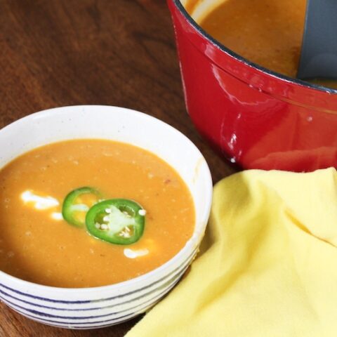 Featured image showing the finished weight watchers pumpkin soup recipe ready to eat.