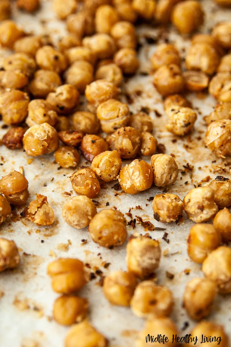 a close up of the finished chickpeas on a tray ready to be eaten. 