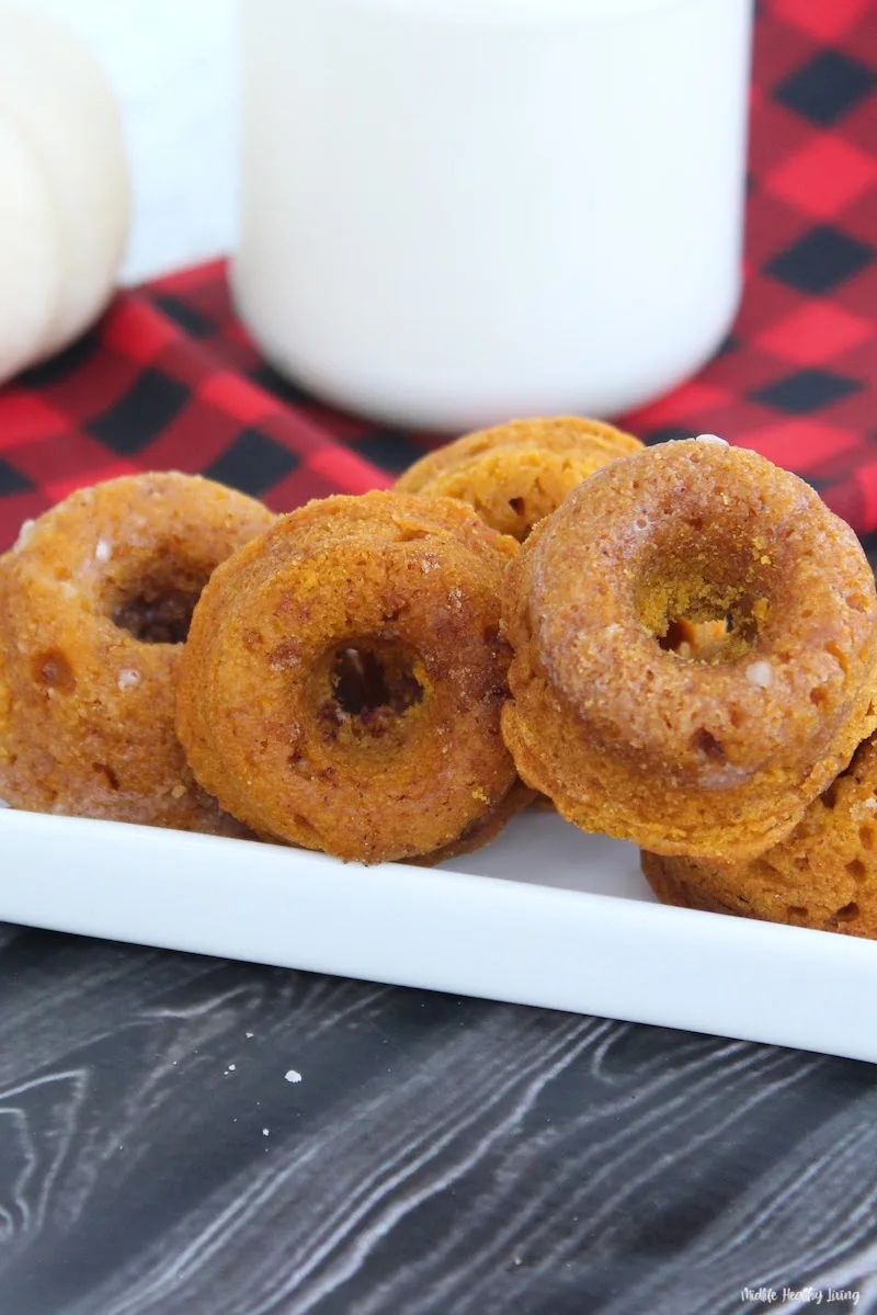 finished baked donuts ready to eat.