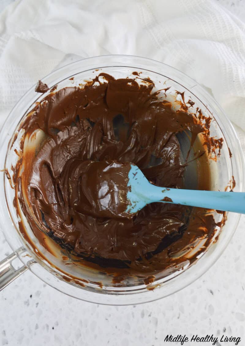 melted chocolate ready for coating the graham crackers. 