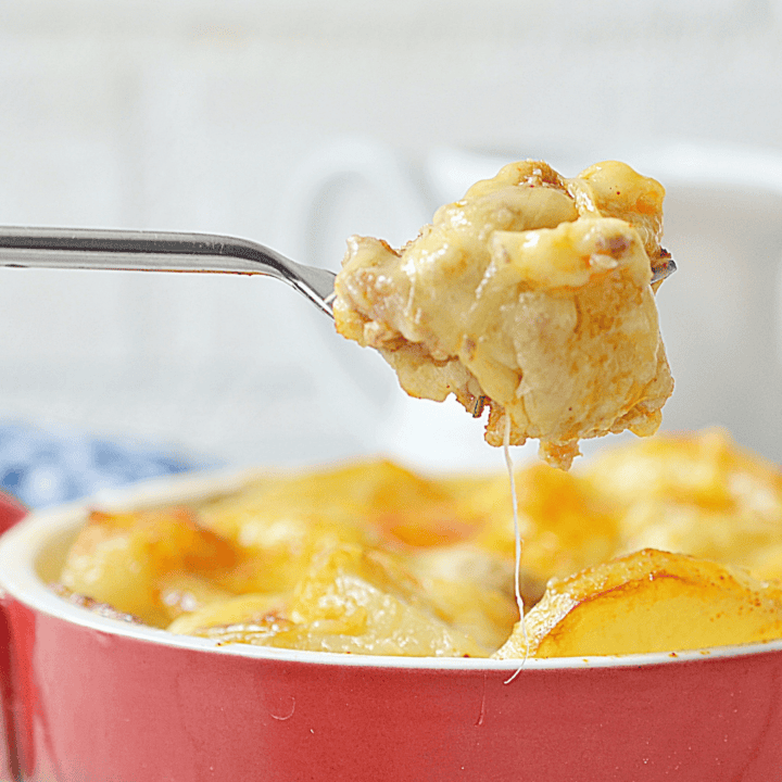 featured image showing the finished ground turkey potato casserole.