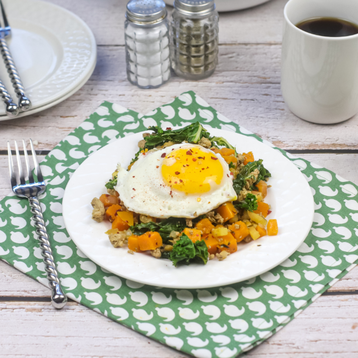 featured image of the ground turkey hash ready to serve.