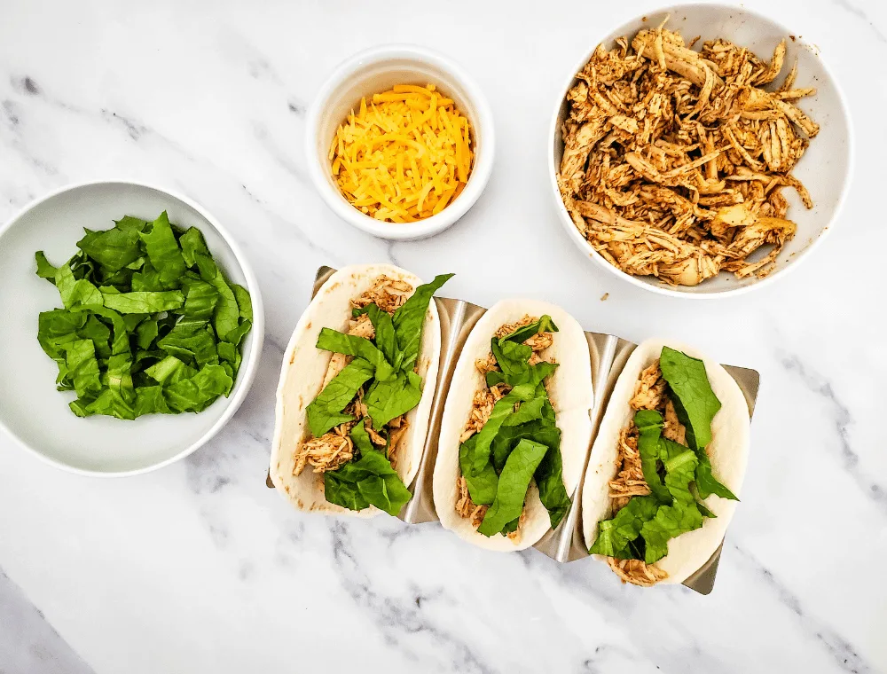 chicken and lettuce on taco shell for weight watchers street tacos recipe