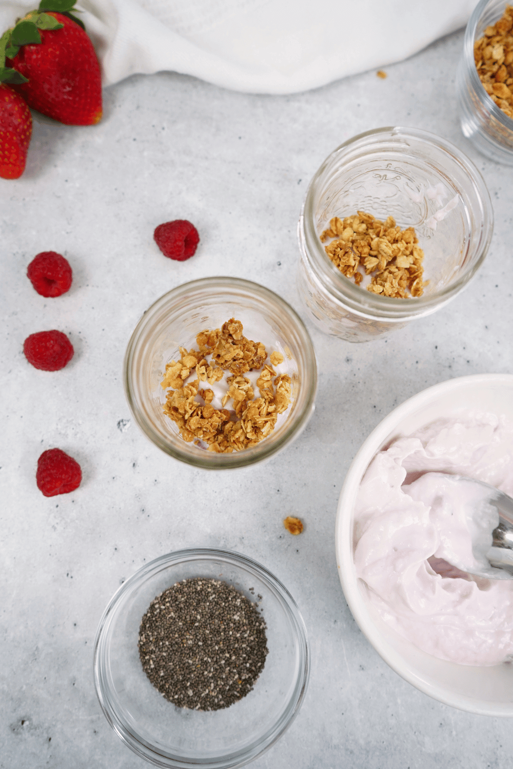healthy yogurt parfait with granola and berries