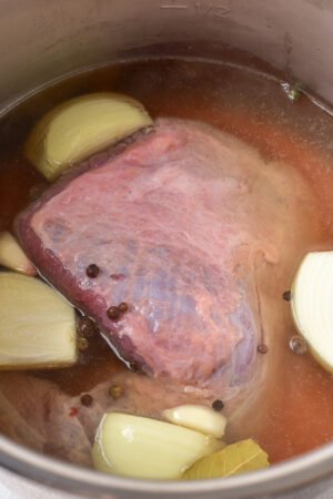 corned beef with potatoes and beef broth